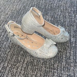 Girls rhinestone dress shoes
